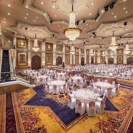 Jeddah Hilton Otel Dış mekan fotoğraf The Grand Ballroom